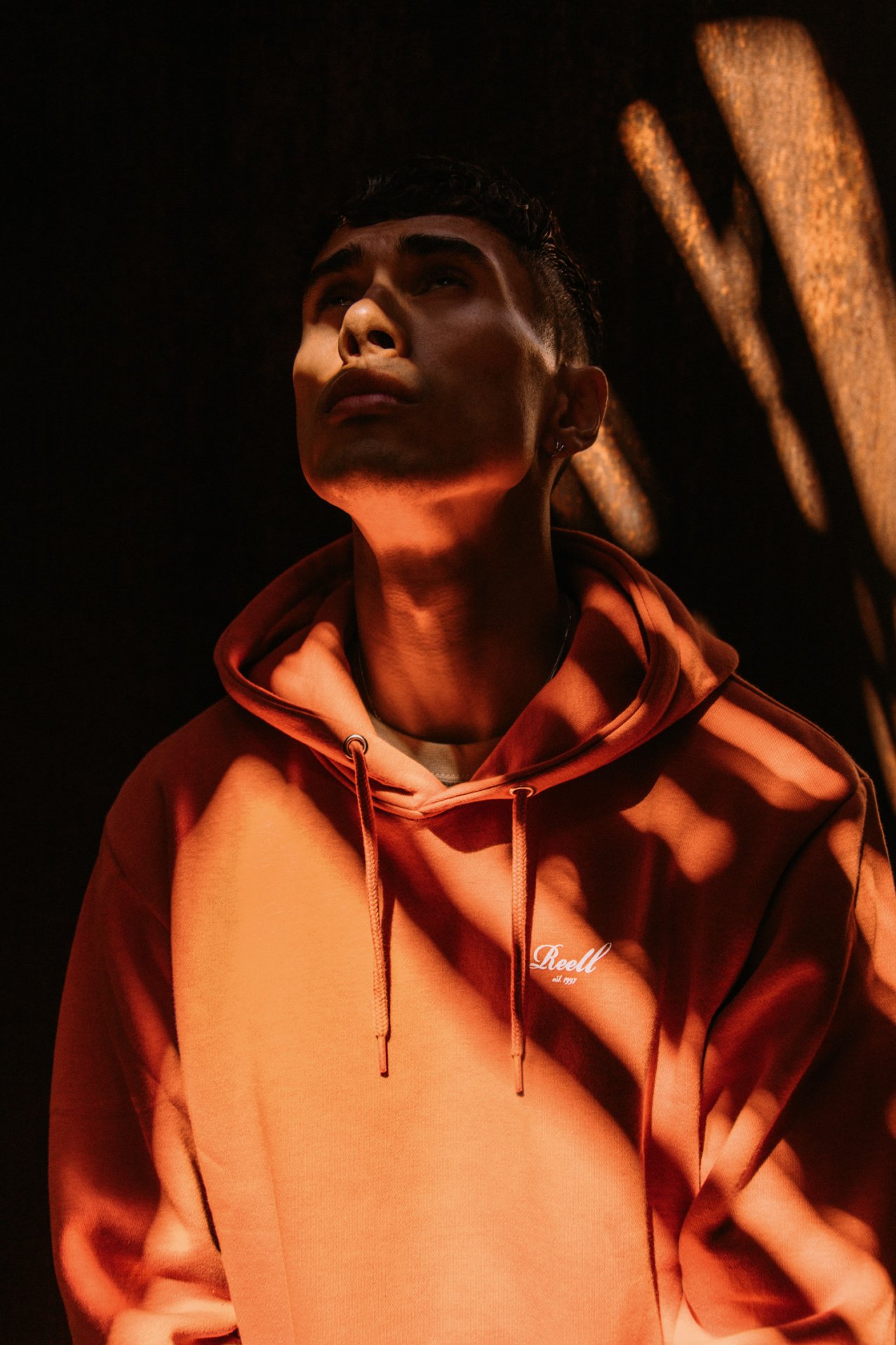 Navy-Cord-Regular-Logo-Longsleeve-Vintage-Sand-Regular-Logo-Hoodie-Orange-3