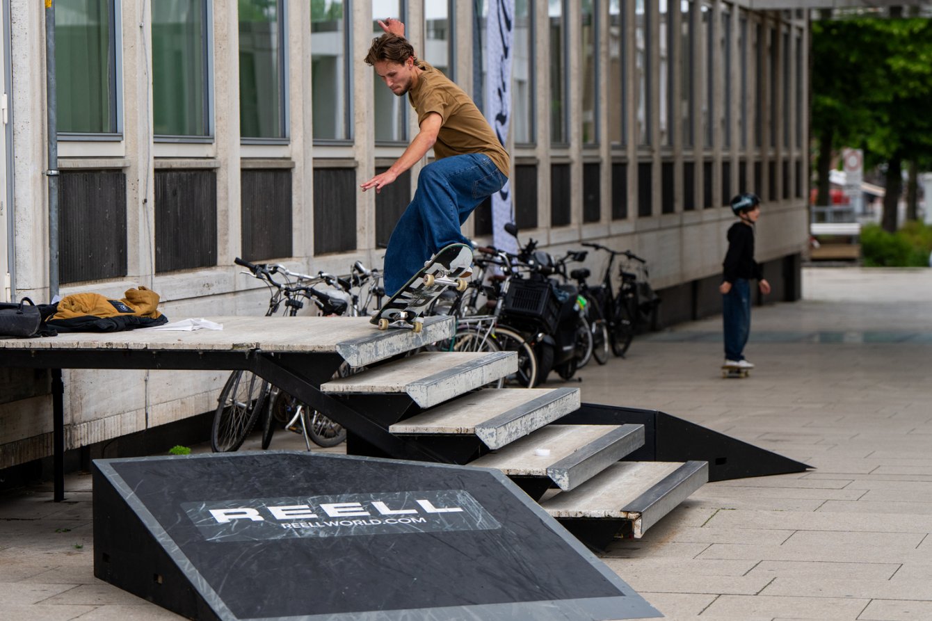 Reell-Arnhem-Sunday-Skate-Session-Floris-Peters-5-0