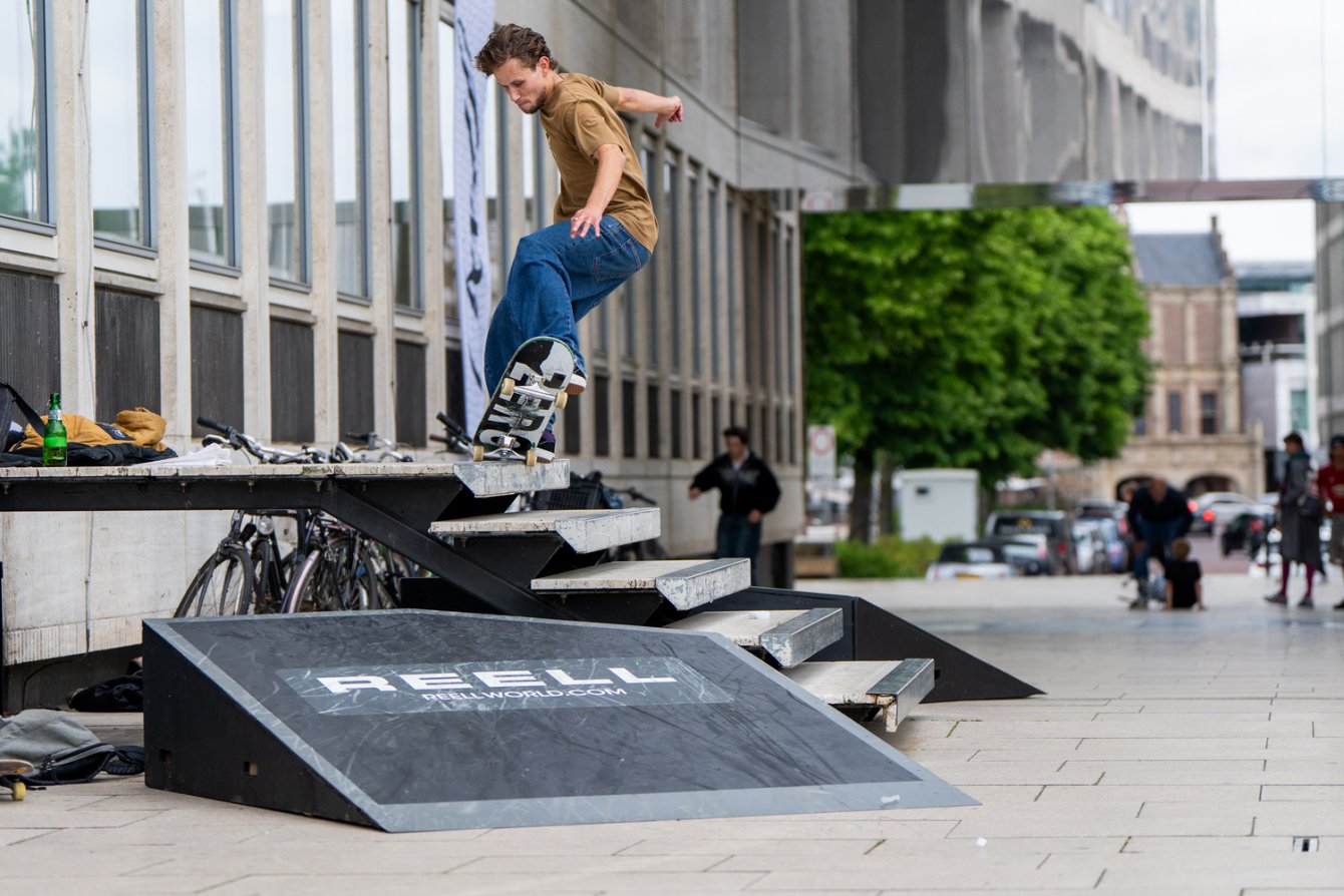 Reell-Arnhem-Sunday-Skate-Session-Provinciehuis-floris-peters-5-0-1