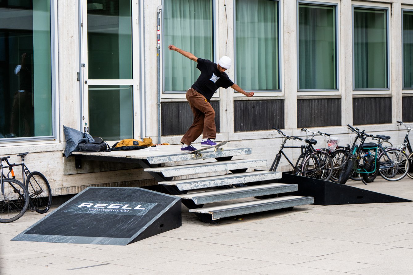 Reell-Arnhem-Sunday-Skate-Session-Provinciehuis-jersey-nelom-bs-tail-3