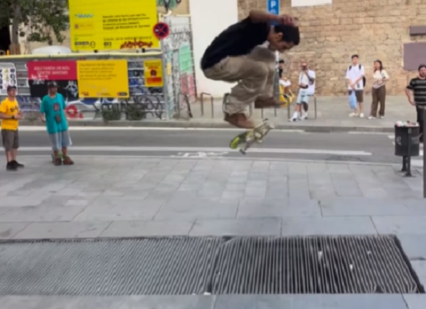 Douwe and Nassim at Stalin Plaza and Macba