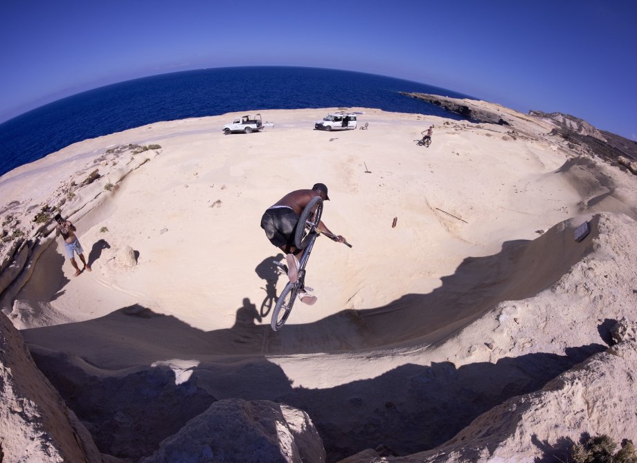 Leon Binckebanck BMX Malta session 