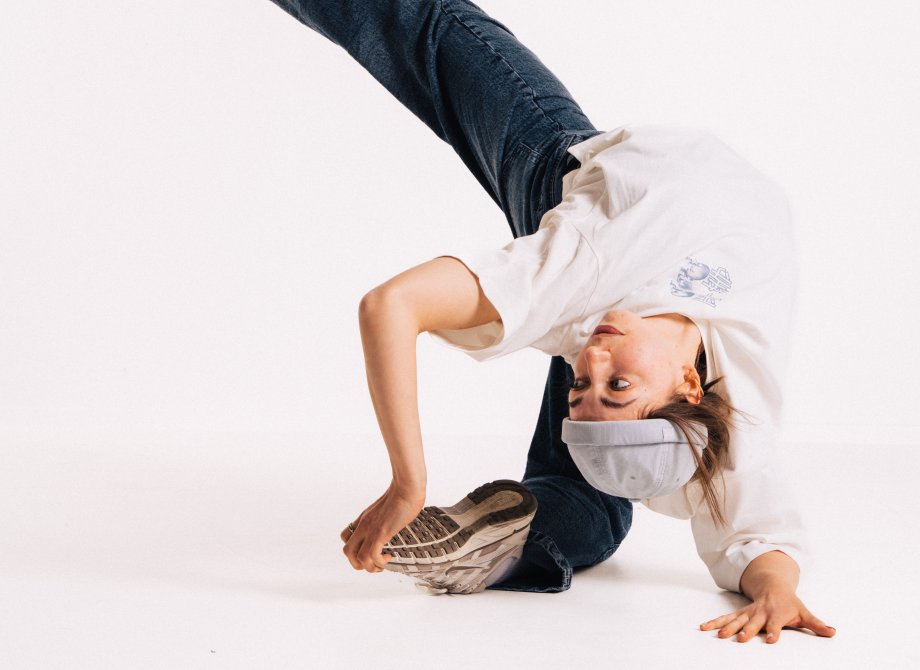 The Saxonz studio pics